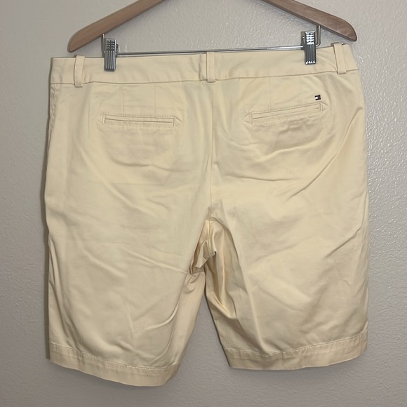 Tommy Hilfiger Yellow Casual Bermuda Plus Size Shorts - Picture 4 of 7